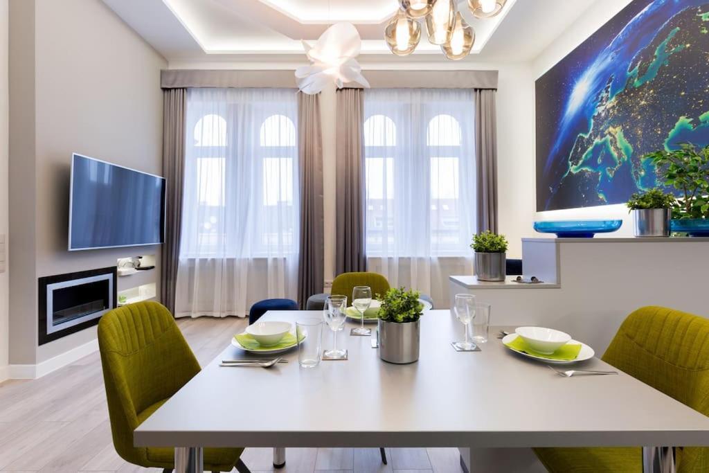 Appartement Grand & Luxurious In The Heart Of Budapest, 2br & 2bt *